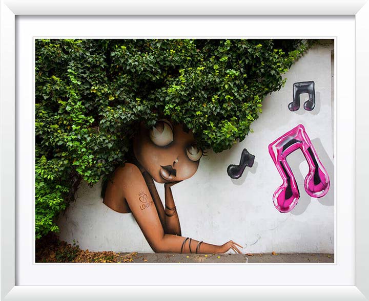 Street Art by Vinnie, London 2016, Wall Art by Christopher Petsos